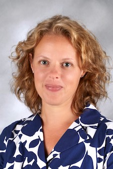 /_migrated-binaries/sf-images/default-source/news/elizabethdinkins-250p.jpg?sfvrsn=e4f96f80_4