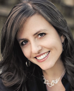 /_migrated-binaries/sf-images/default-source/news/rebecca-skloot-300p.jpg?sfvrsn=e289381_2