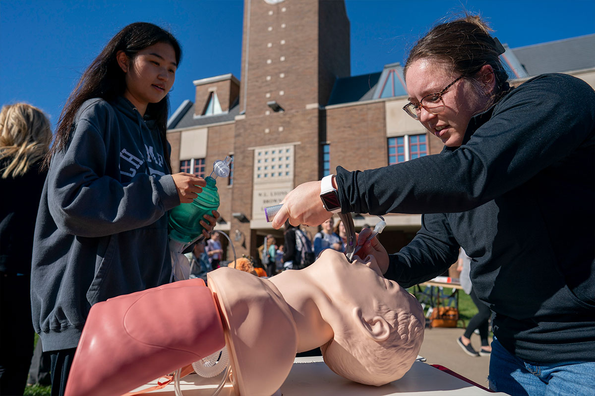 respiratory therapy student demo